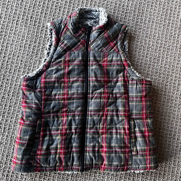 Maurices Jackets & Blazers - MAURICES PLAID SHERPA LINED VEST  SIZE PLUS 2
